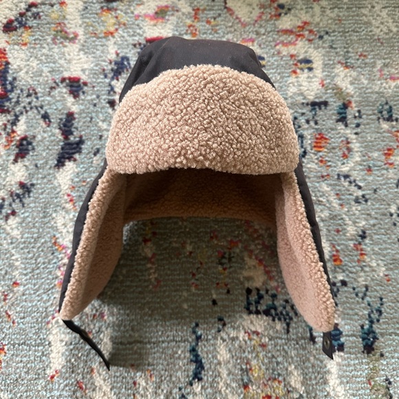Barbour Kids Trapper Winter Hat - Picture 2 of 4